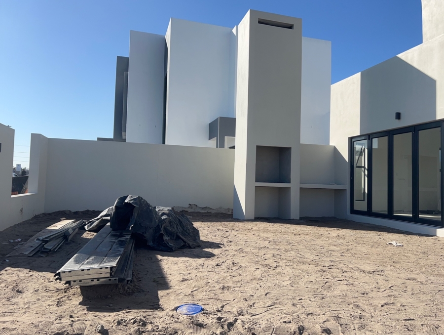 4 Bedroom Property for Sale in Sandown Western Cape